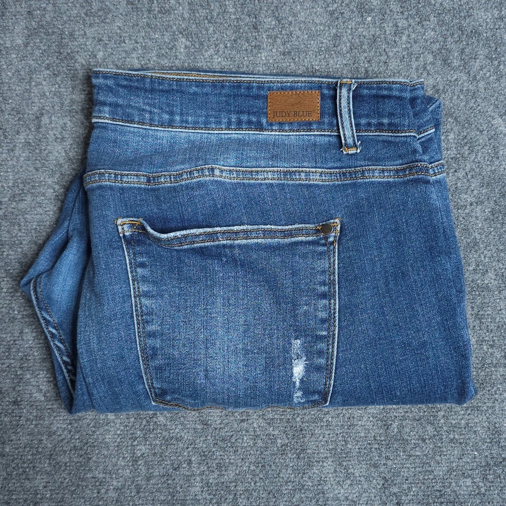 Judy Blue 24W Jeans Womens Plus Size Slim Fit Distressed Medium Wash Denim